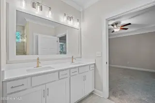 107 Spicer Lake Drive, Holly Ridge, NC 28445 – photo 11: primary bathroom