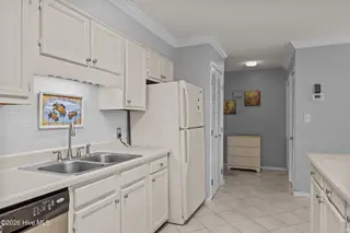 855 Salter Path Road 108, Indian Beach, NC 28512 – photo 15: 12-web-or-mls-1S3A5187