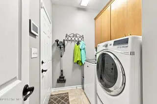 117 Woodridge Drive, Morehead City, NC 28557 – photo 23: 45-web-or-mls-117 Woodridge 084-edit