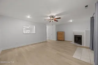 4144 Brook Creek Lane B, Greenville, NC 27858 – photo 14: 29-web-or-mls-LHV_9955