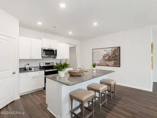 4261 Bright Blossom Way SE Lot 236, Bolivia, NC 28422 – photo 10: BellaPoint20513kitDRHorton-010-007-1280x