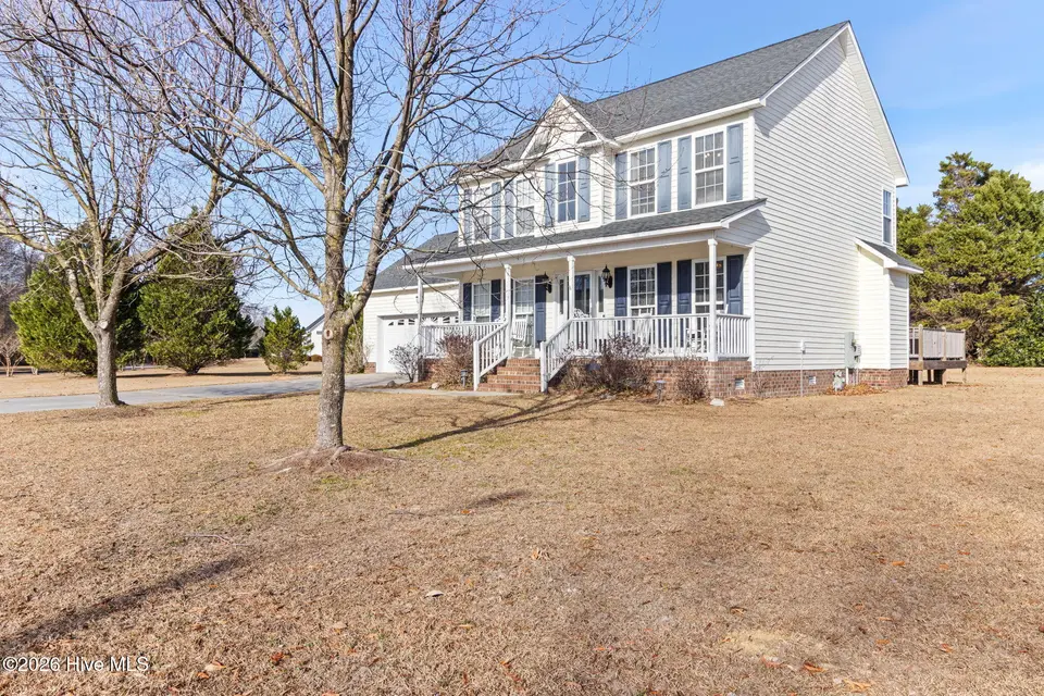 1500 Dunbrook Drive, Winterville, NC 28590 — 3-bedroom home in Vancroft, Winterville, NC, photo 1 of 52: 45-web-or-mls-IMG_5820