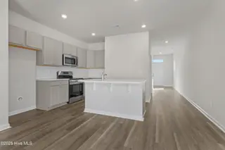317 Parkington Lane 87a, Ocean Isle Beach, NC 28469 – photo 14: Kitchen