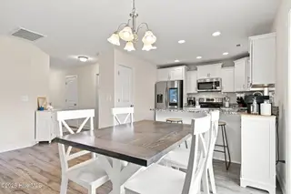 273 W Broughton Lane, Rocky Point, NC 28457 – photo 6