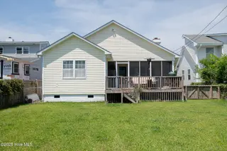 1524 Ann Street, Beaufort, NC 28516 – photo 23: Screen porch and deck