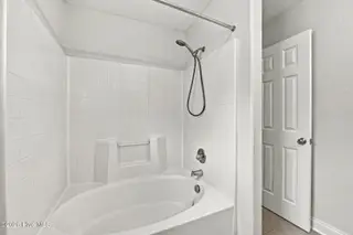 102 Sea Knight Lane, Havelock, NC 28532 – photo 24: 21-web-or-mls-DSC_8969_edit