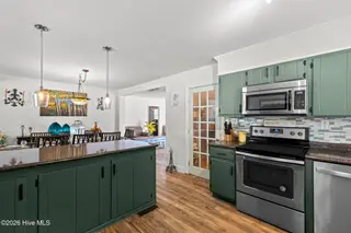 100 Dewitt Street, Jacksonville, NC 28540 — 3-bedroom home in Oak Grove, Jacksonville, NC, photo 11 of 38