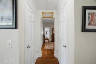 1301 N Poplar Street, Aberdeen, NC 28315 – photo 11: Hallway
