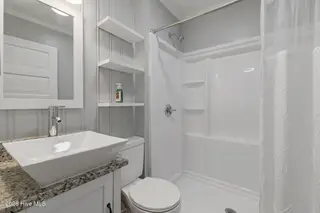 212 Clay Street, Kinston, NC 28501 – photo 13: Full Bath