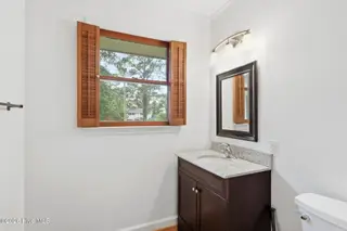 3030 Fairway Road, Morehead City, NC 28557 – photo 15: 16-web-or-mls-1S3A9101