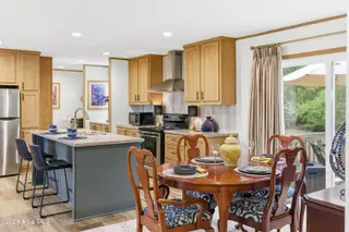 2667 Mill Pond Court SE, Bolivia, NC 28422 — 3-bedroom manufactured home in Cypress Lakes, Bolivia, NC, photo 11 of 36