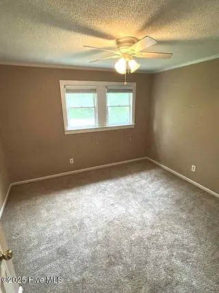 437 Biscayne Drive, Wilmington, NC 28411 — 4-bedroom home in Bayshore Estates, Wilmington, NC, photo 19 of 20: upstairs bedroom 3