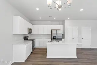164 N Squires Run Lane, Richlands, NC 28574 – photo 7: Kitchen