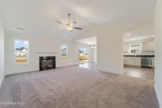 424 Montgomery Drive, Jacksonville, NC 28546 – photo 6: DSC07803