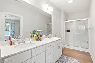 1621 Star Cross Drive SW, Shallotte, NC 28470 — 3-bedroom home in Village Green SHLTE, Shallotte, NC, photo 17 of 31: 1621 Star Cross Dr