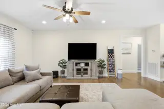 280 Spring Lake Drive, Pinehurst, NC 28374 – photo 15: 17-print-IMG_9288 - edited
