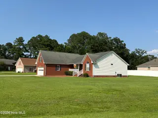 208 Pinewood Drive, New Bern, NC 28562 – photo 3: IMG_0878
