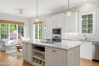 8932 Woodcreek Circle, Wilmington, NC 28411 — 4-bedroom home in Porters Neck Plantation, Wilmington, NC, photo 22 of 63: 8932 Woodcreek Cir MLS-22