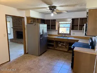 20 Chattawka Drive, Havelock, NC 28532 — 3-bedroom home in Greenfield Heights, Havelock, NC, photo 2 of 20: Kitchen View 1