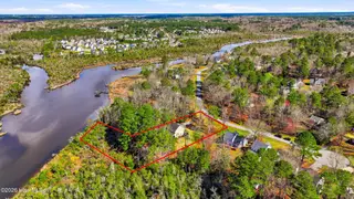 108 Dockside Drive, Jacksonville, NC 28546 – photo 3: 54_108_dockside_dr_054