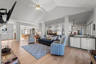 230 Ticino Court, New Bern, NC 28562 – photo 8: 44-web-or-mls-DSC_1776