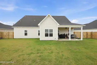 1039 Mackerel Manor, New Bern, NC 28562 – photo 10: 10-web-or-mls-0C0A4238