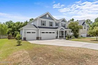 404 Canvasback Lane, Sneads Ferry, NC 28460 – photo 4