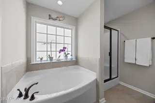 625 Jade Lane, Winterville, NC 28590 – photo 22: 28-web-or-mls-IMG_3406