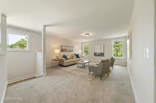 19 S Bandwheel Way, Hampstead, NC 28443 – photo 21: Family Room