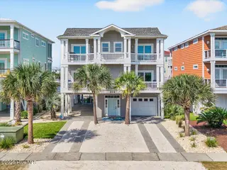 209 E Second Street, Ocean Isle Beach, NC 28469 – photo 1: Front of home