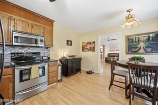 103 King Arthur Road, Greenville, NC 27858 – photo 12: 31-web-or-mls-BLS_0059