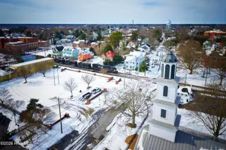 501 New Street, New Bern, NC 28560 – photo 6: dji_fly_20260203_115154_0832_17701378413