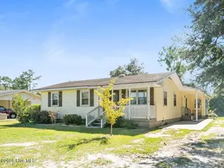 107 Loop Road, Leland, NC 28451 — 3-bedroom home in Leland, Leland, NC, photo 4 of 27: 4-web-or-mls-Front angle (1)