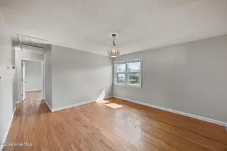 2909 Northwoods Drive, Jacksonville, NC 28540 – photo 13: 11-web-or-mls-2909 Northwoods Dr. 24