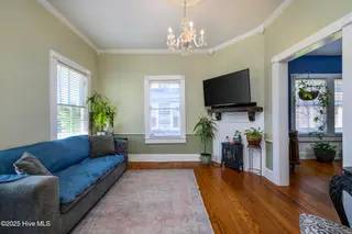 406 Queen Street, New Bern, NC 28560 – photo 17: Family Room