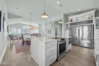 26 Porpoise Place, North Topsail Beach, NC 28460 – photo 13: Kitchen