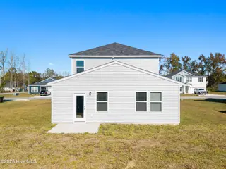 511 Sandy Hollow Drive, Jacksonville, NC 28540 – photo 6: JAC-SandyHollow-Givens-511 SandHollowDr-