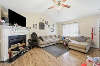 3726 Countryaire Drive, Ayden, NC 28513 – photo 4: 7-web-or-mls-BLS_0008