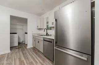 1009 River Street, Jacksonville, NC 28540 – photo 14: 15KITCHEN