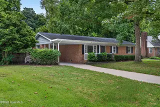 107 Marion Court, Jacksonville, NC 28546 – photo 4: 107 Marion CT, Jacksonville, NC-003