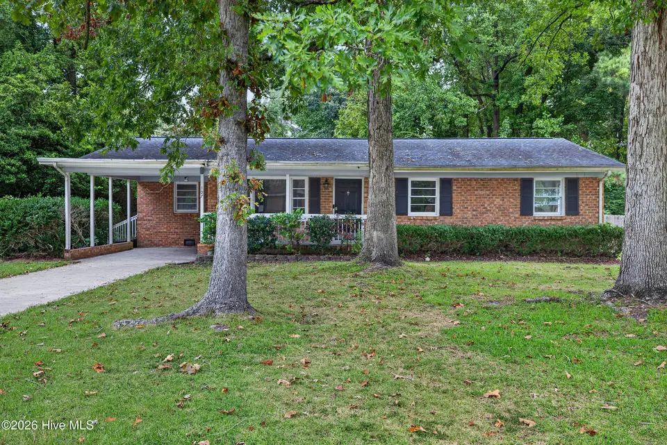 107 Marion Court, Jacksonville, NC 28546 – photo 1 of 38: 107 Marion CT, Jacksonville, NC-001