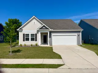 2013 Bogue Lane, New Bern, NC 28562 – photo 1: Main