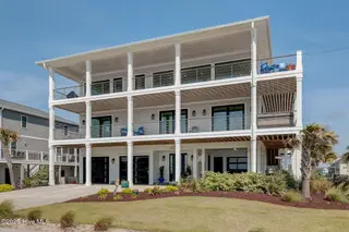 1423 N Shore Drive, Surf City, NC 28445 – photo 6: 1423NShoreDrive-3
