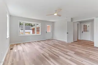 207 Sunset Avenue, Whiteville, NC 28472 – photo 16: Primary Suite
