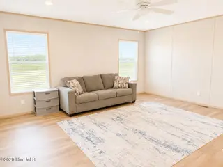 2084 Spring Garden Road, New Bern, NC 28562 — 5-bedroom manufactured home in Spring Garden, New Bern, NC, photo 14 of 19: Den