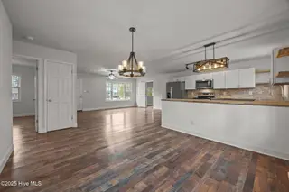 504 Oakwood Avenue, Jacksonville, NC 28546 – photo 19: 8-web-or-mls-504 Oakwood Ave. 12