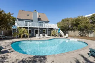 5423 Emerald Drive, Emerald Isle, NC 28594 – photo 7: 8-web-or-mls-1S3A2494