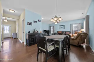 752 Chadwick Shores Drive, Sneads Ferry, NC 28460 – photo 15: 19_breakfast nook
