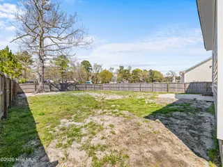 221 Holly Grove Court E, Jacksonville, NC 28540 – photo 10: a02a0276