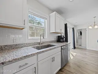471 Pebble Shore Drive, Sneads Ferry, NC 28460 – photo 10: 10-web-or-mls-471 Pebble Shore Dr. 21